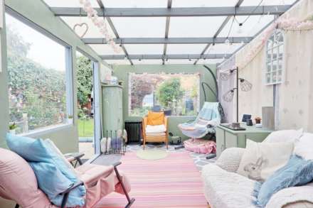 Hart Road, Benfleet, Image 14