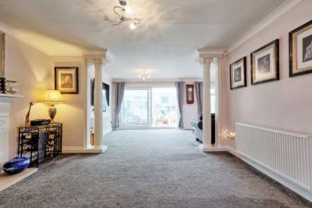 Rawreth Lane, Rayleigh, Image 11