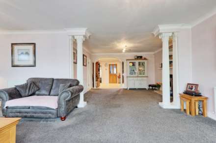 Rawreth Lane, Rayleigh, Image 13