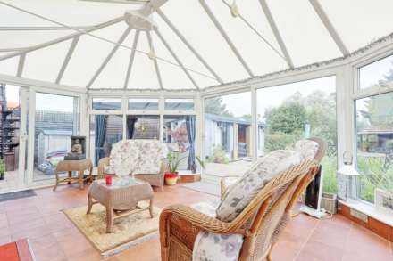 Rawreth Lane, Rayleigh, Image 15