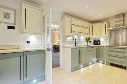 Rawreth Lane, Rayleigh, Image 16