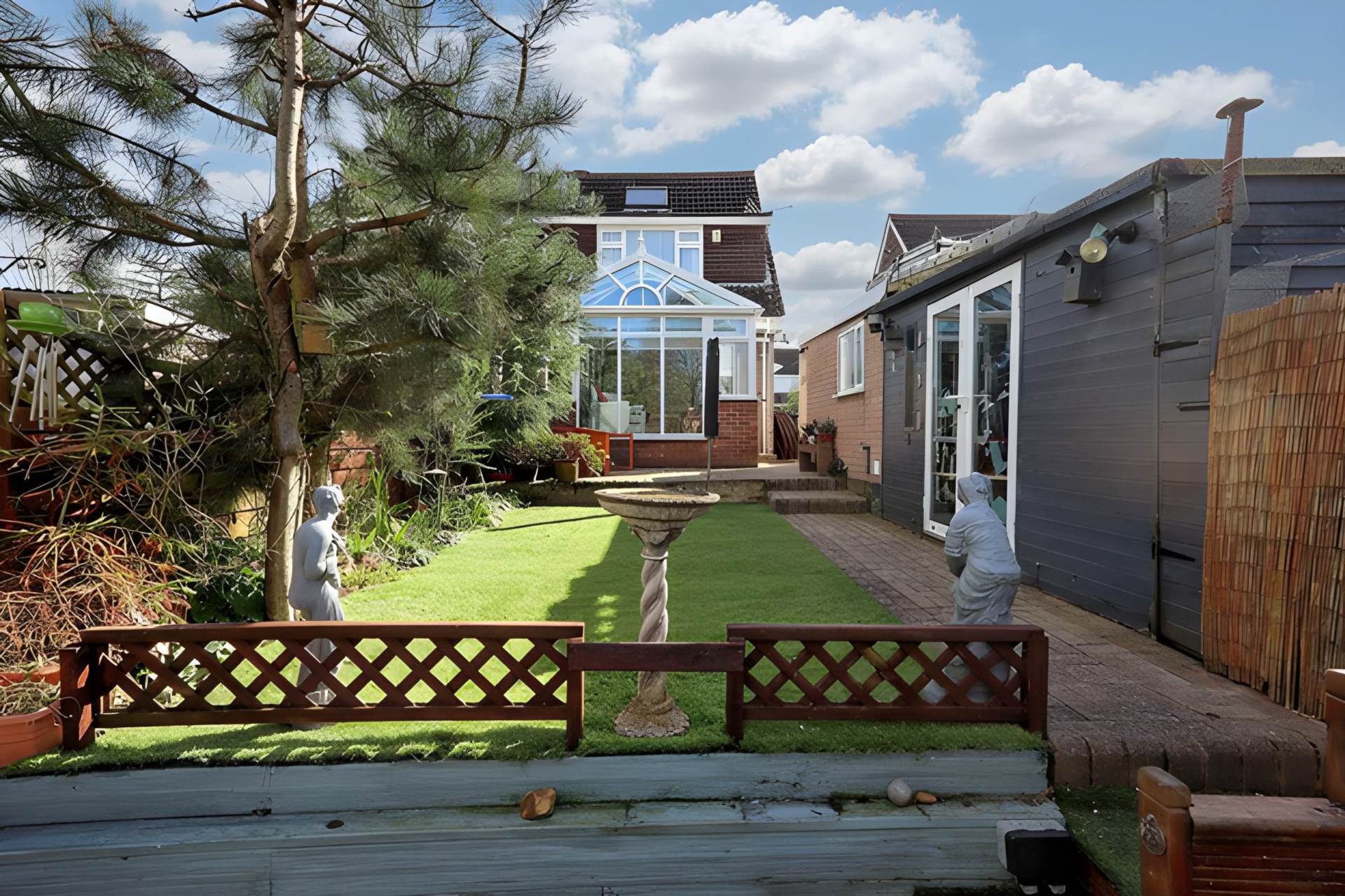 Allandale, Thundersley, Image 18