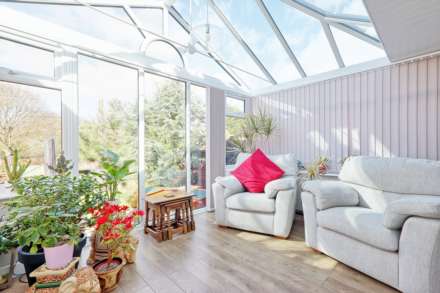 Allandale, Thundersley, Image 6