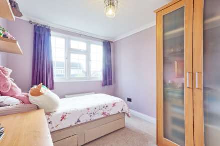 Allandale, Thundersley, Image 8