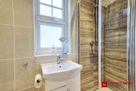 Princes Aveune, Thundersley, Image 12