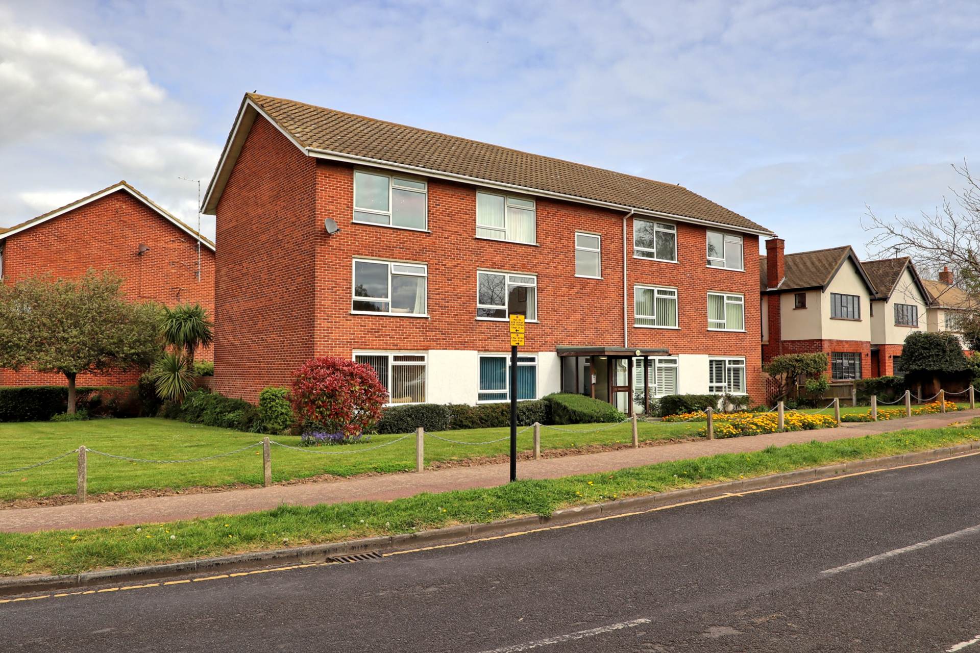 Colbert Avenue, Thorpe Bay, Image 14
