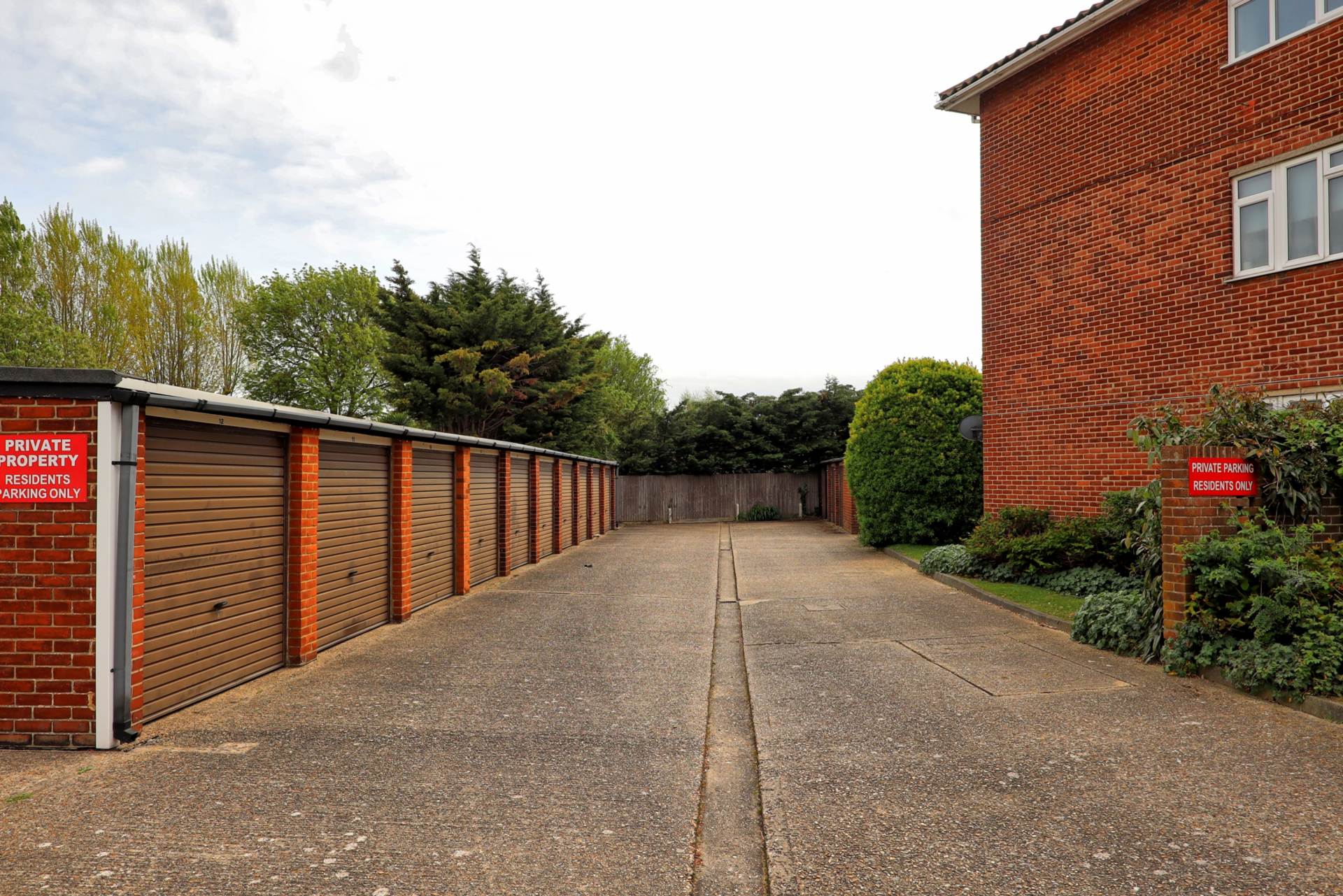Colbert Avenue, Thorpe Bay, Image 15