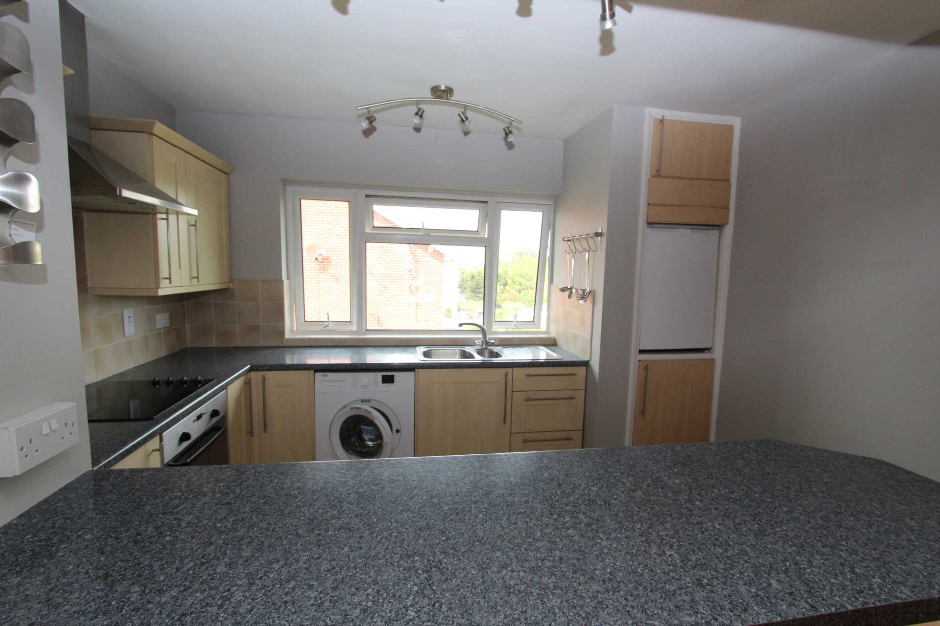 Colbert Avenue, Thorpe Bay, Image 4