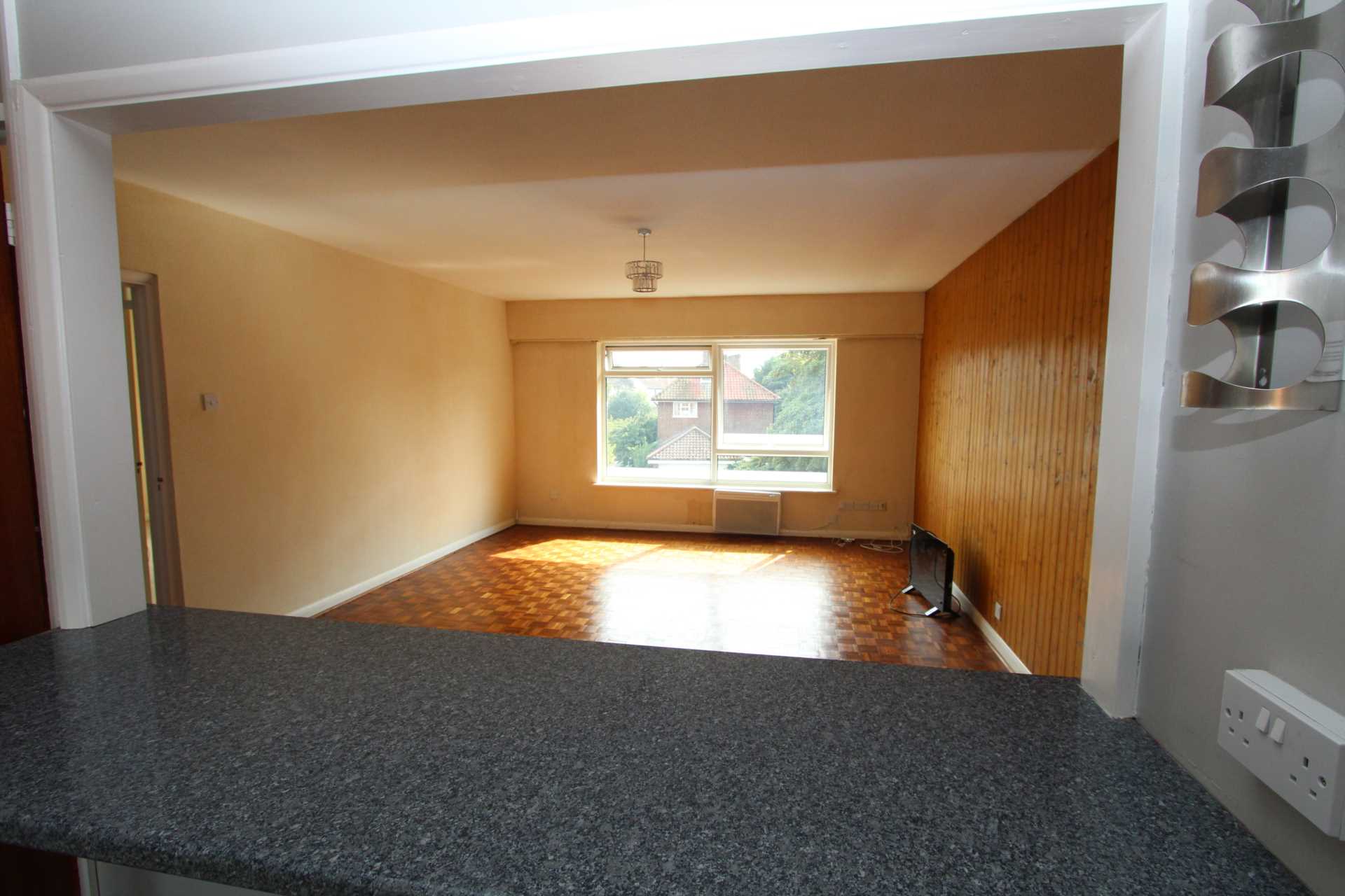 Colbert Avenue, Thorpe Bay, Image 5