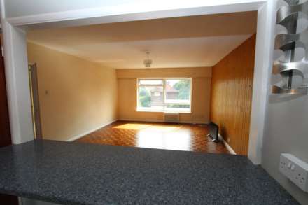 Colbert Avenue, Thorpe Bay, Image 5