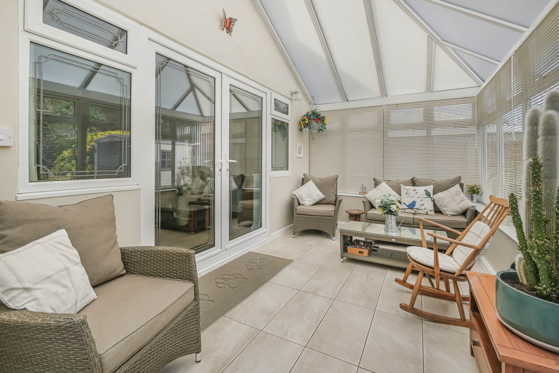 Lee Chapel Lane, Basildon, Image 10