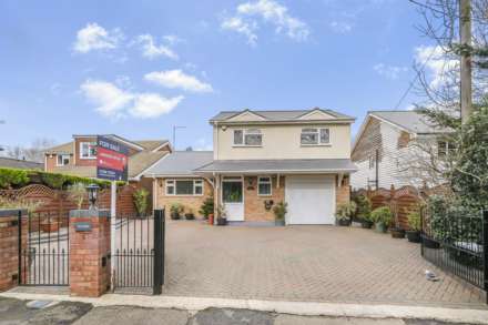 Property For Sale Lee Chapel Lane, Langdon Hills, Basildon