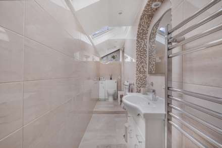 Lee Chapel Lane, Basildon, Image 40