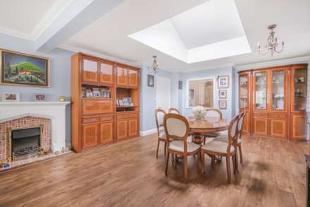 Lee Chapel Lane, Basildon, Image 8