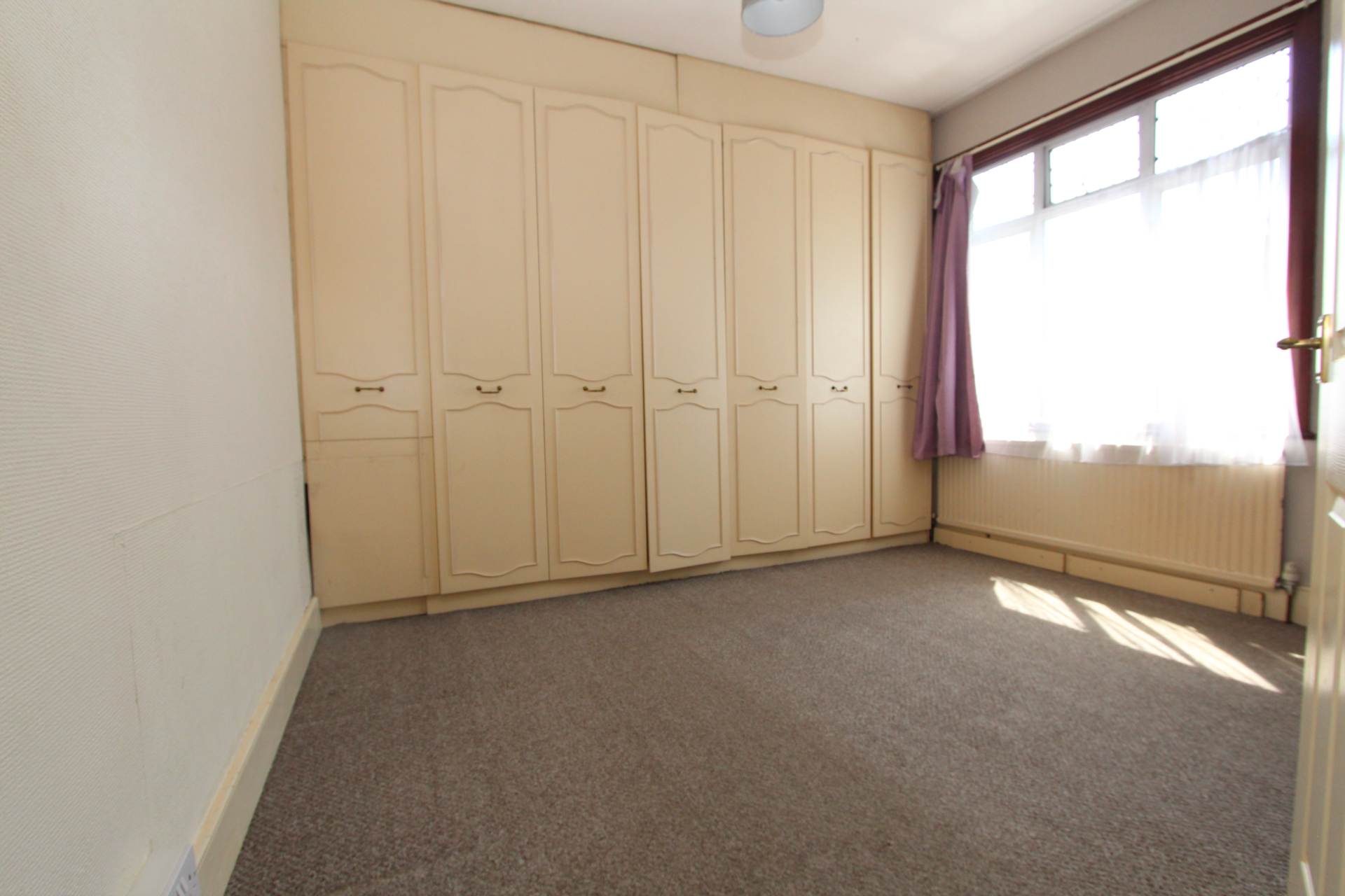 Silverdale Avenue, Westcliff On Sea, Image 5