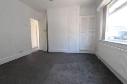 Glenmere Park Avenue, Thundersley, Image 5