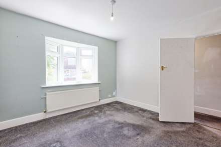 Glenmere Park Avenue, Thundersley, Image 6