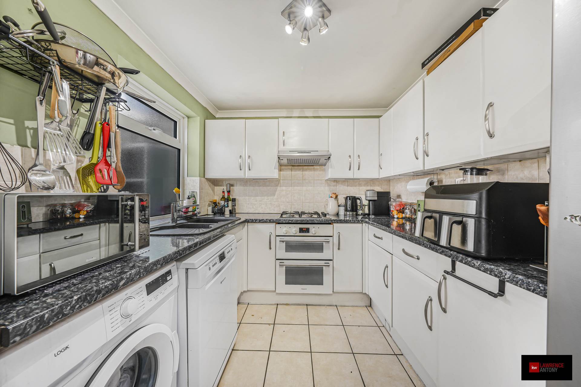 Fleming Crescent, Leigh On Sea, Image 3
