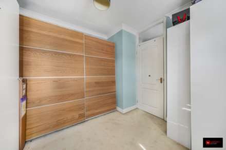 Fleming Crescent, Leigh On Sea, Image 12