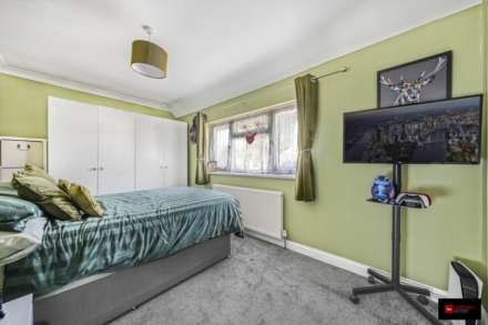Fleming Crescent, Leigh On Sea, Image 7