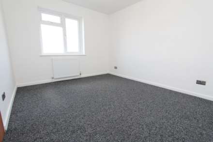 Grover Walk, Corringham, Image 10
