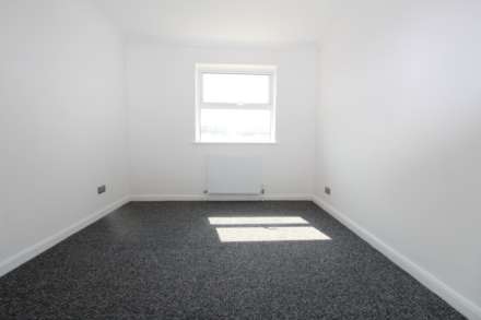Grover Walk, Corringham, Image 6