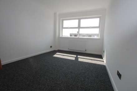 Grover Walk, Corringham, Image 7