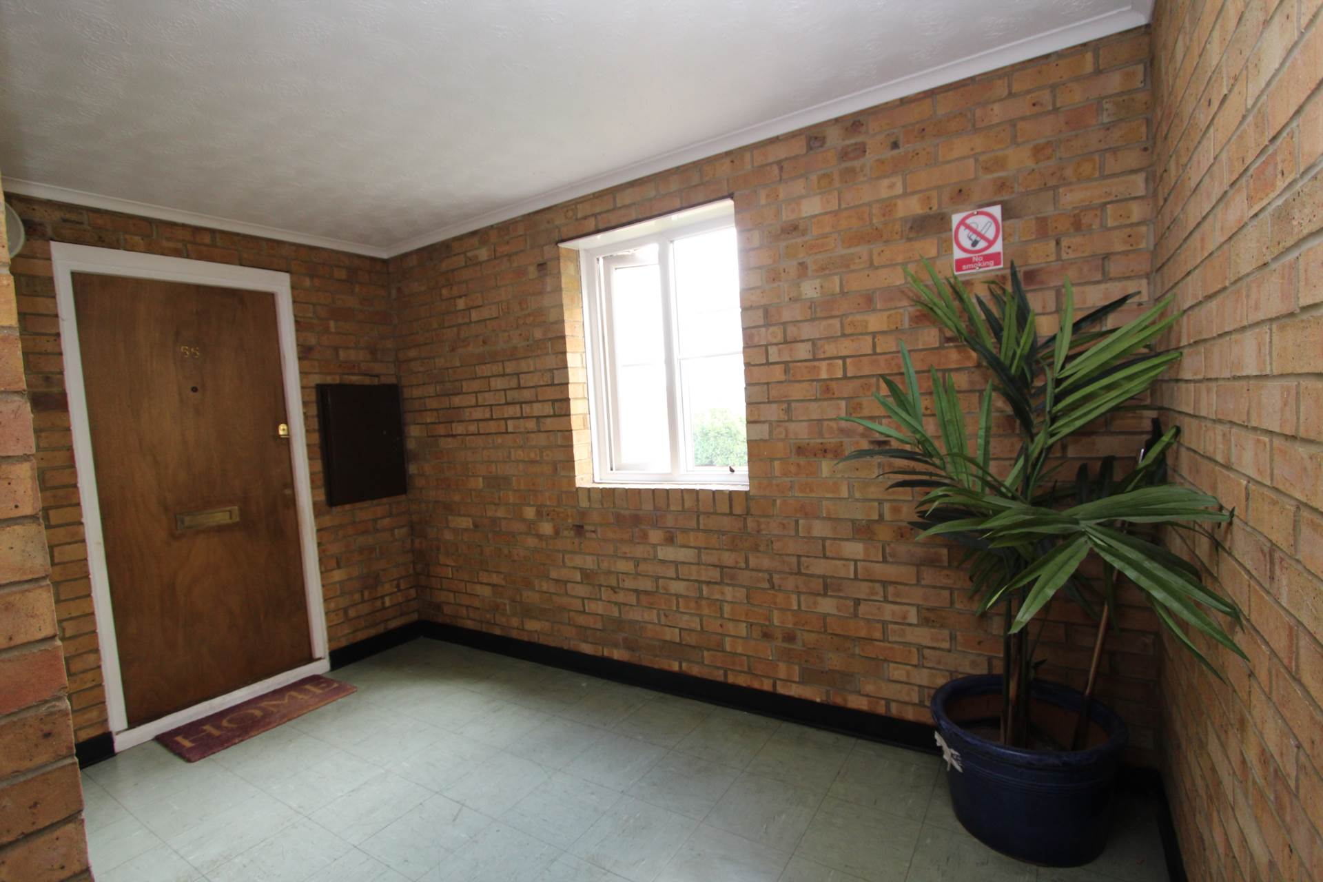 Saxon Court, London Road, Image 2