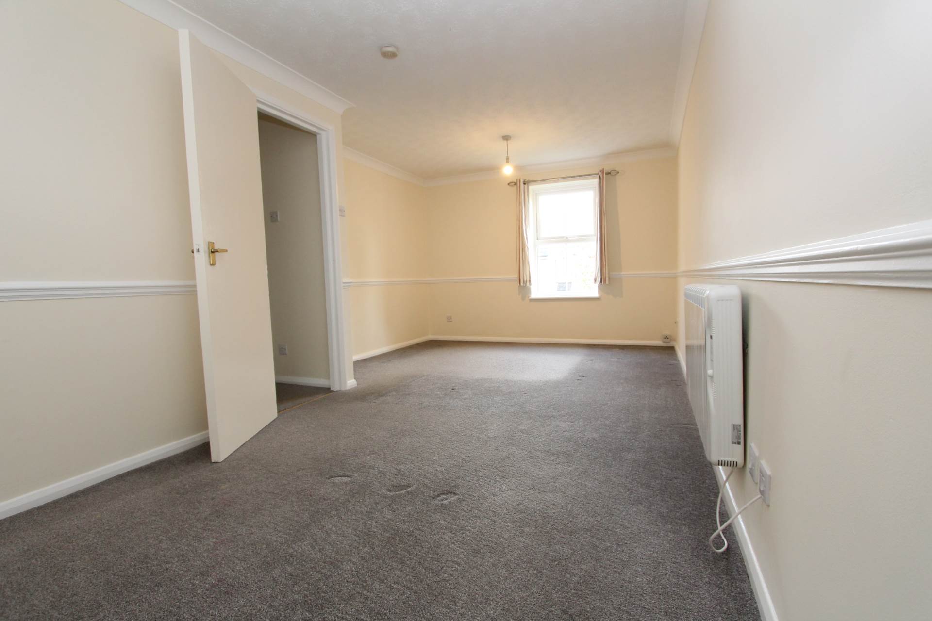 Saxon Court, London Road, Image 3