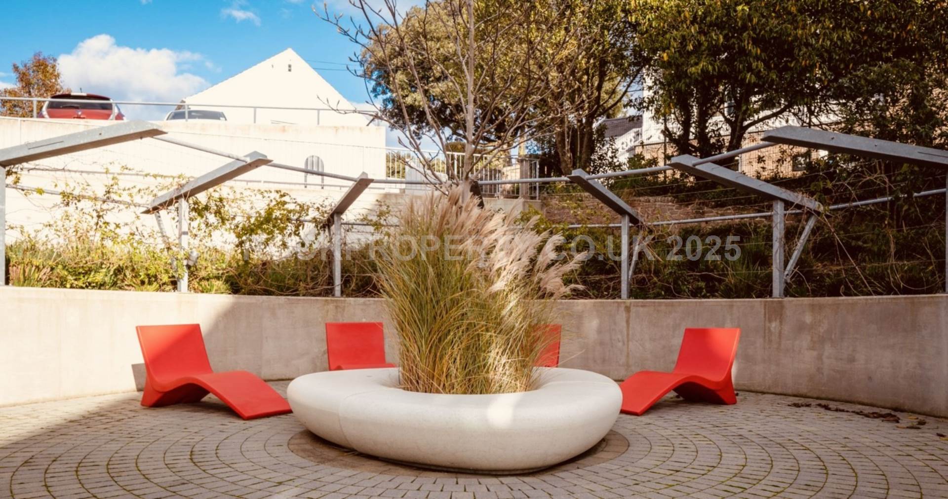Modern 1 Bed + Sea Views, Storage & Parking, College Gardens, Town Outskirts, Image 15