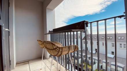 Modern 1 Bed + Sea Views, Storage & Parking, College Gardens, Town Outskirts, Image 2