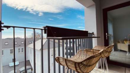 Modern 1 Bed + Sea Views, Storage & Parking, College Gardens, Town Outskirts, Image 3