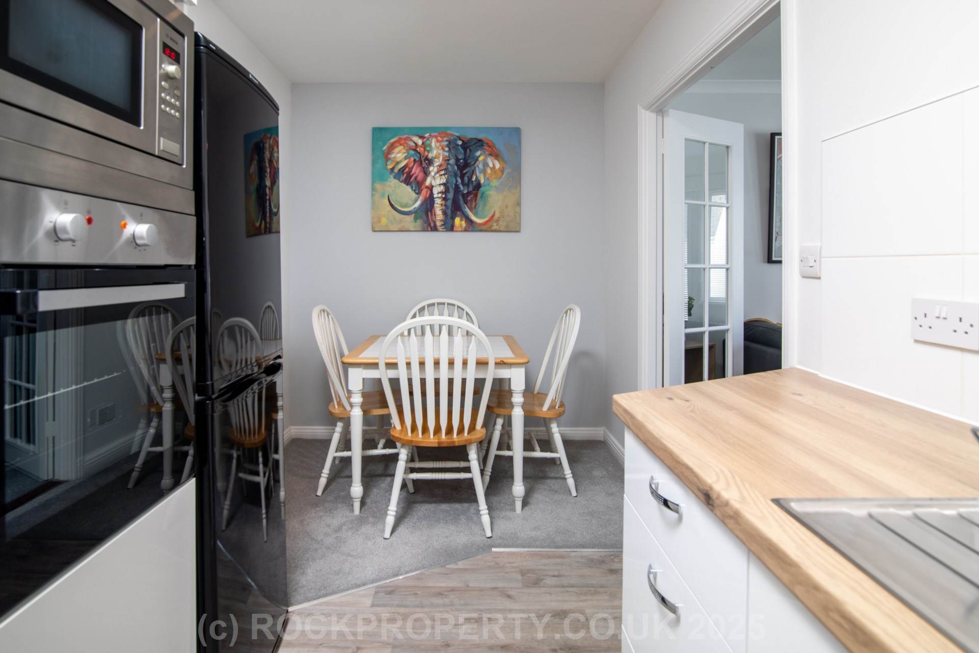 SPACIOUS 1 BED + PARKING, Cobblestones, St Helier, Image 10