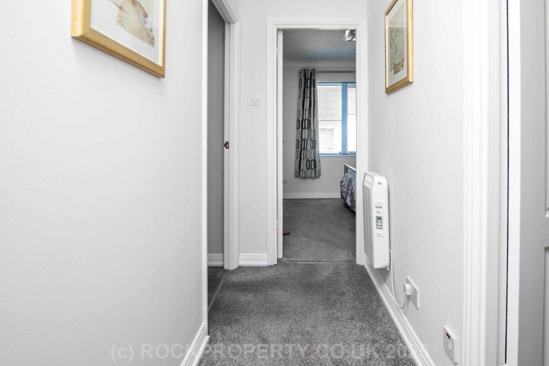 SPACIOUS 1 BED + PARKING, Cobblestones, St Helier, Image 12