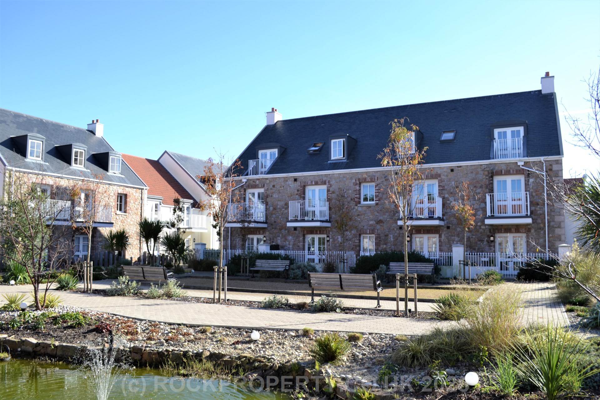 LARGE 1 BED WITH 2 BALCONIES, La Grande Route De La Cote, St Clement, Image 14