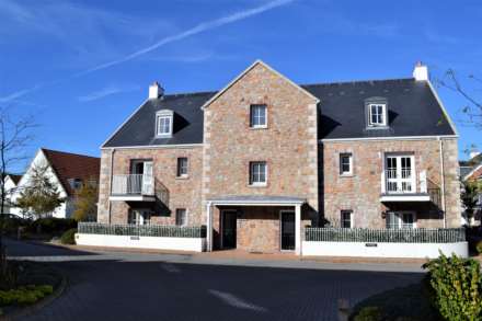 1 Bedroom Apartment, LARGE 1 BED WITH 2 BALCONIES, La Grande Route De La Cote, St Clement