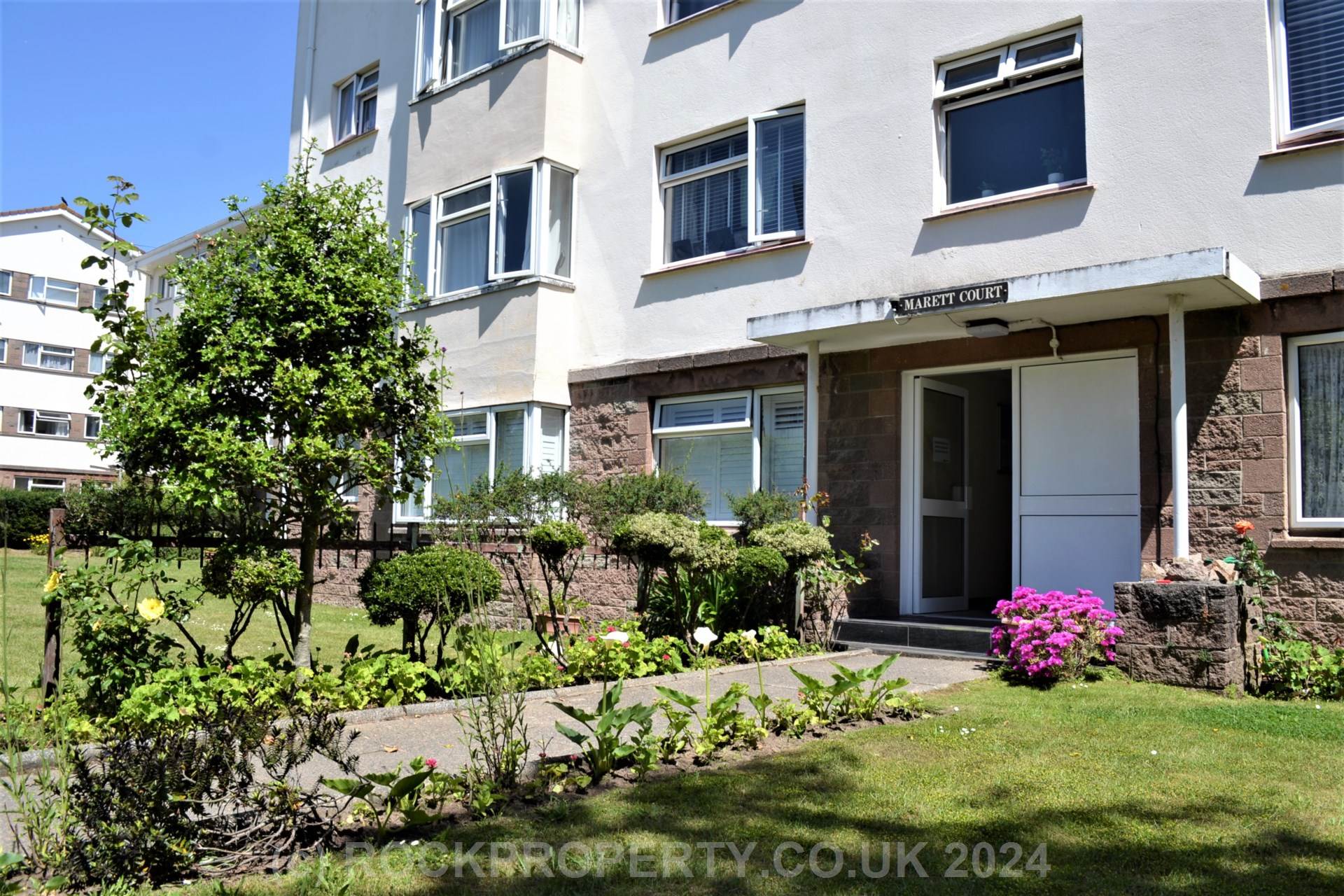 IMMACULATE 1 BED FLAT, Havre Des Pas, St Helier, Image 2