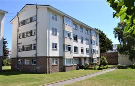 IMMACULATE 1 BED FLAT, Havre Des Pas, St Helier, Image 1