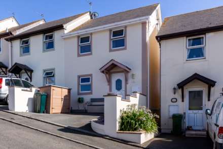 2 Bedroom House, OFFERS INVITED - 2 BED HOUSE, Dunedin Farm, Outskirts of St Helier