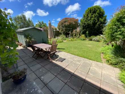 HIGHLY SOUGHT-AFTER FAMILY HOME, St Lawrence, Image 4