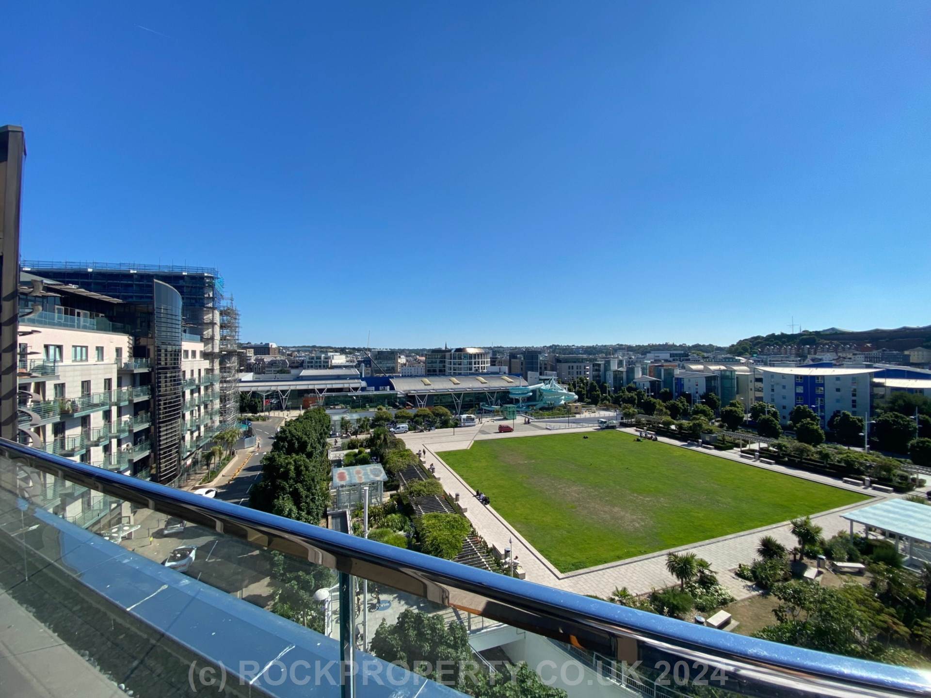 STUNNING 1 BED PENTHOUSE APARTMENT, Le Capelain House, St Helier, Image 1