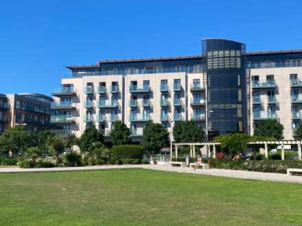 STUNNING 1 BED PENTHOUSE APARTMENT, Le Capelain House, St Helier, Image 2