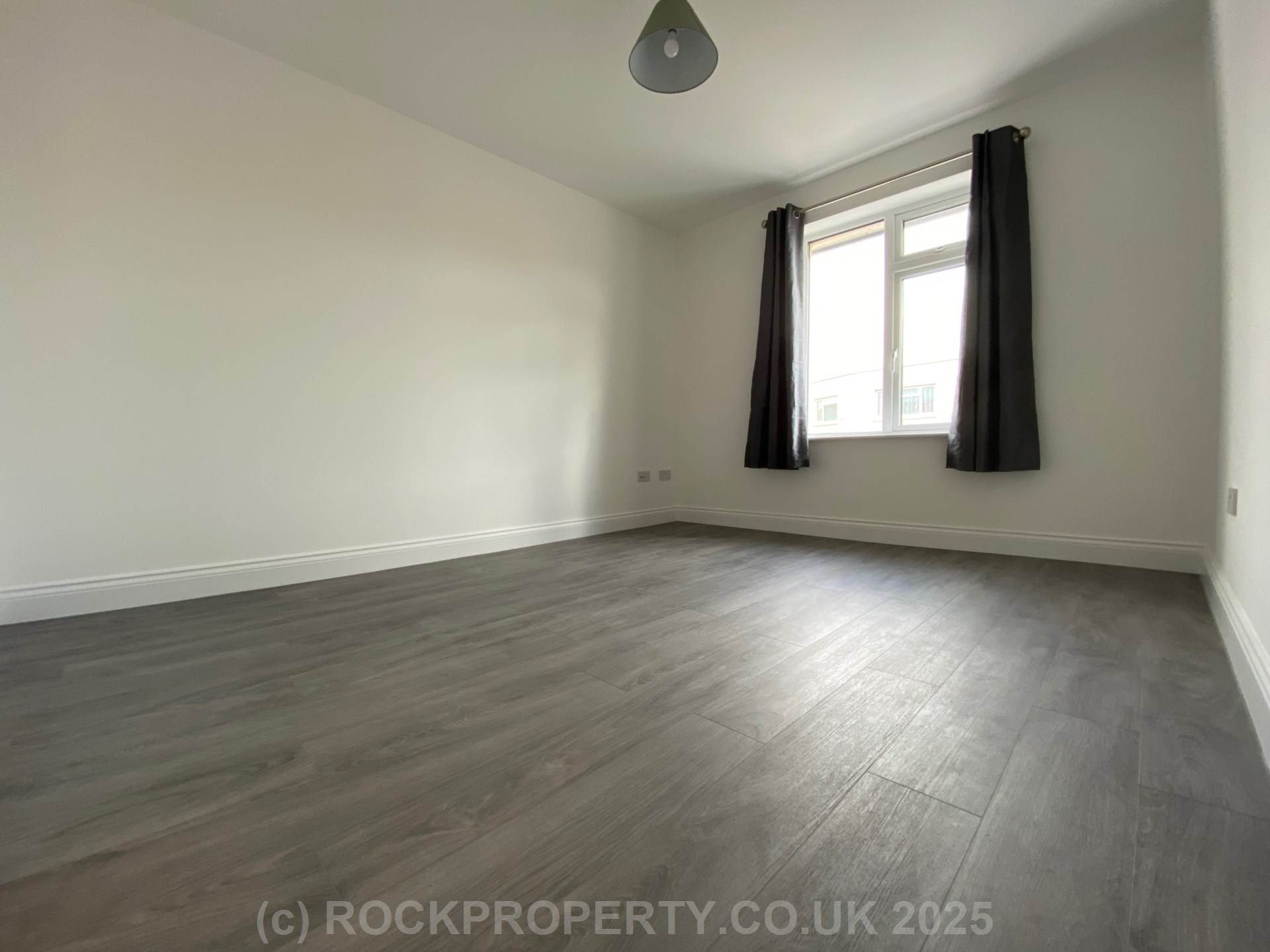 LARGE 3 BED DUPLEX, Victoria Road, St Saviour, Image 10