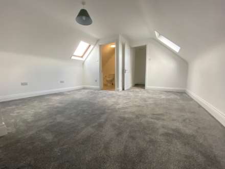 LARGE 3 BED DUPLEX, Victoria Road, St Saviour, Image 14