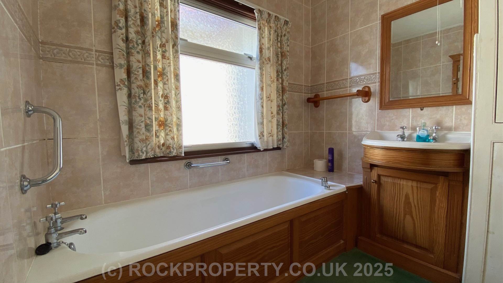 DETACHED 3/4 BED HOUSE - NO ONWARD CHAIN! Langley Park, St Saviour, Image 16