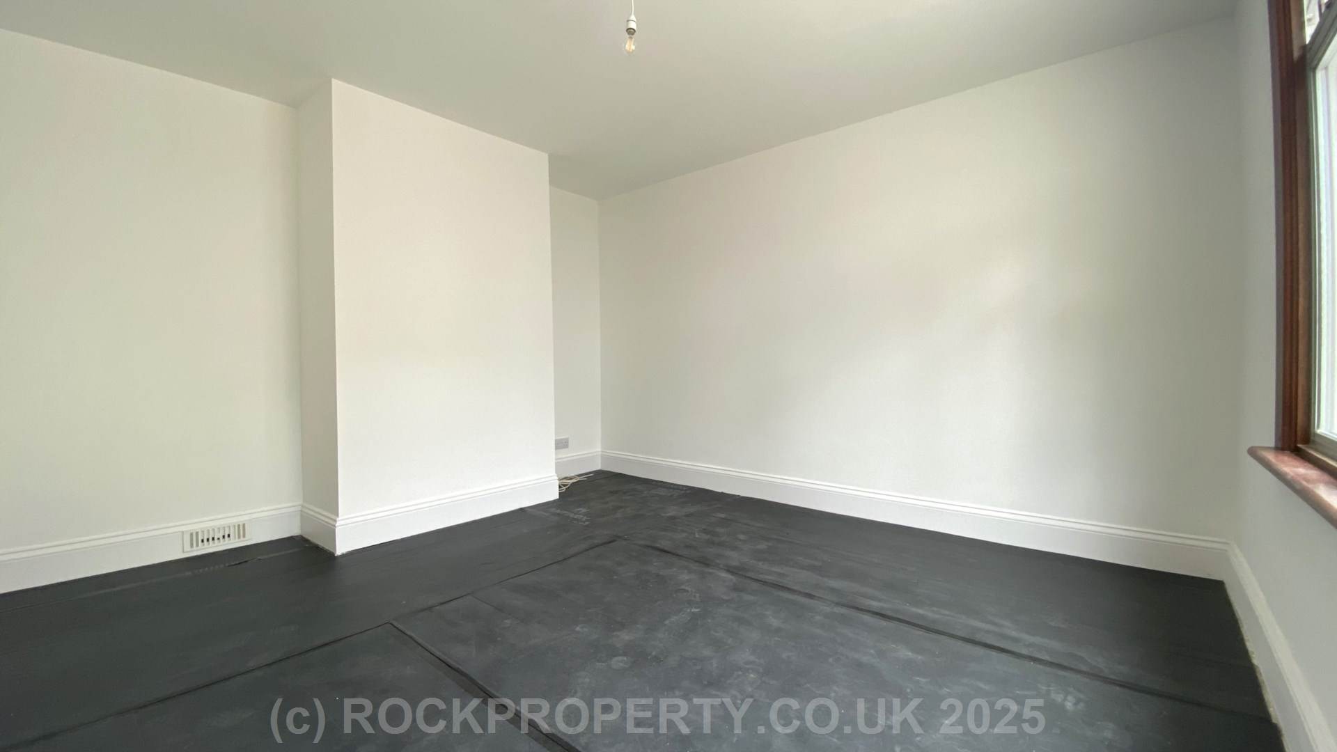 DETACHED 3/4 BED HOUSE - NO ONWARD CHAIN! Langley Park, St Saviour, Image 7