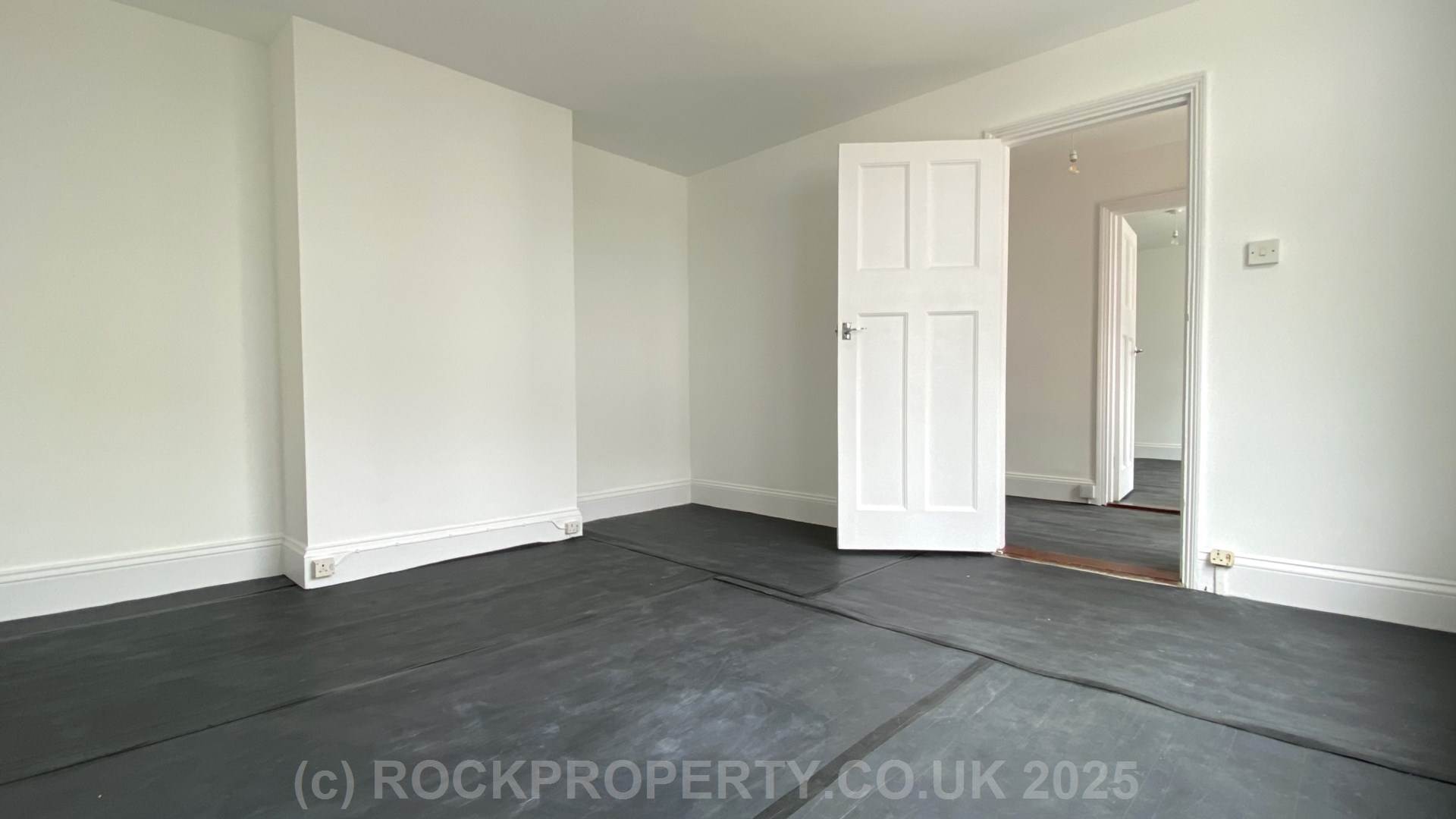 DETACHED 3/4 BED HOUSE - NO ONWARD CHAIN! Langley Park, St Saviour, Image 9