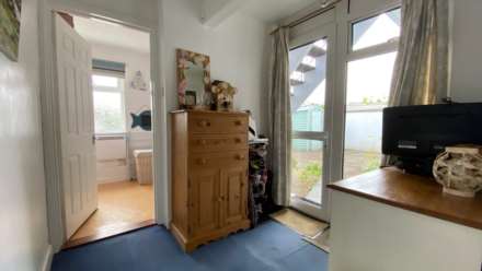 1 BED (+ STUDY) GARDEN APARTMENT, Route De Noirmont, St Brelade, Image 5