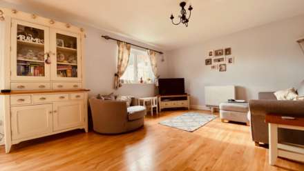 3 DOUBLE BED FAMILY HOME, Popular Sion Village, St John, Image 6
