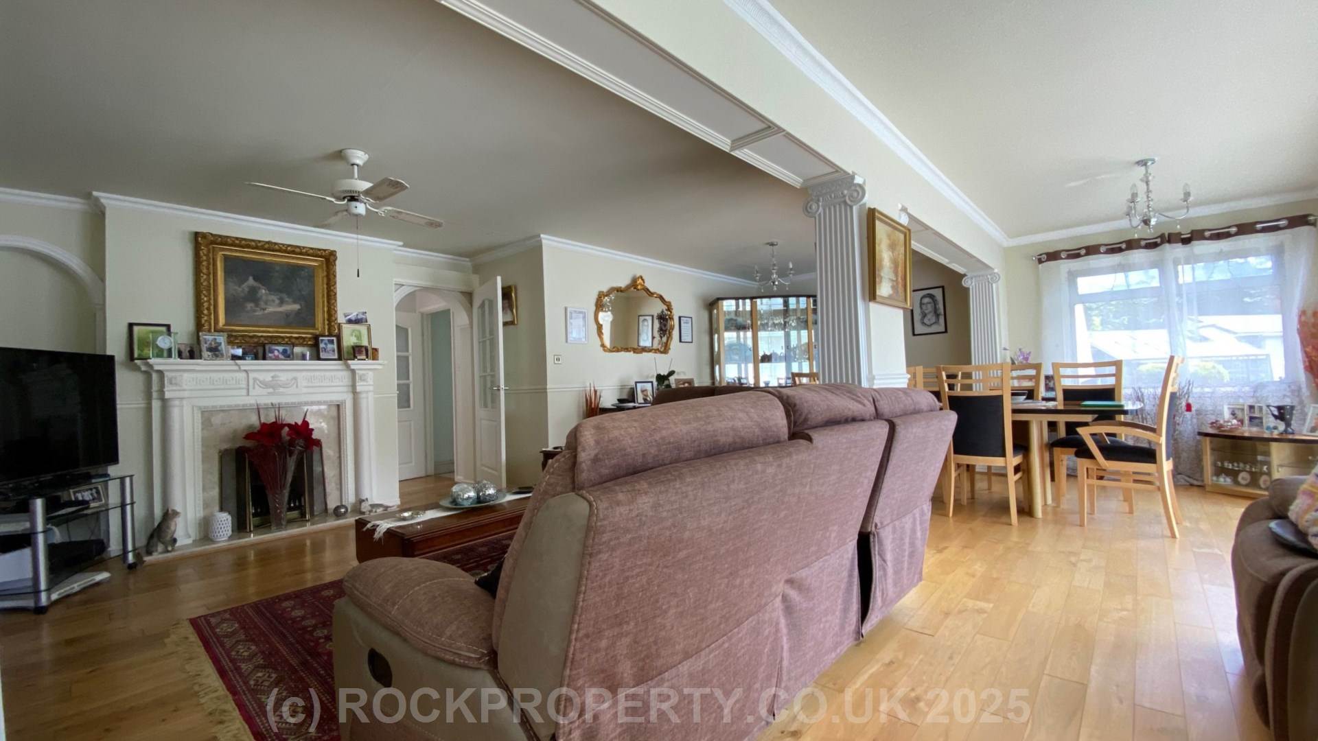 LARGE 3 BED 3 BATH BUNGALOW, La Rue Es Abbes, Rural St John, Image 14